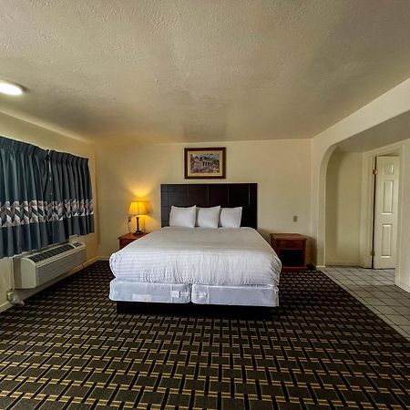 Deluxe Inn Hayward Exterior foto